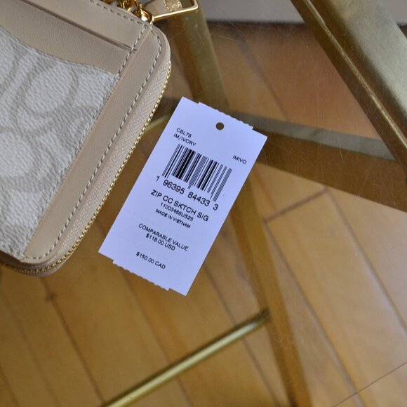 Coach CBL78 Zip Card Case In Sketch Signature Canvas - Picture 2 of 9